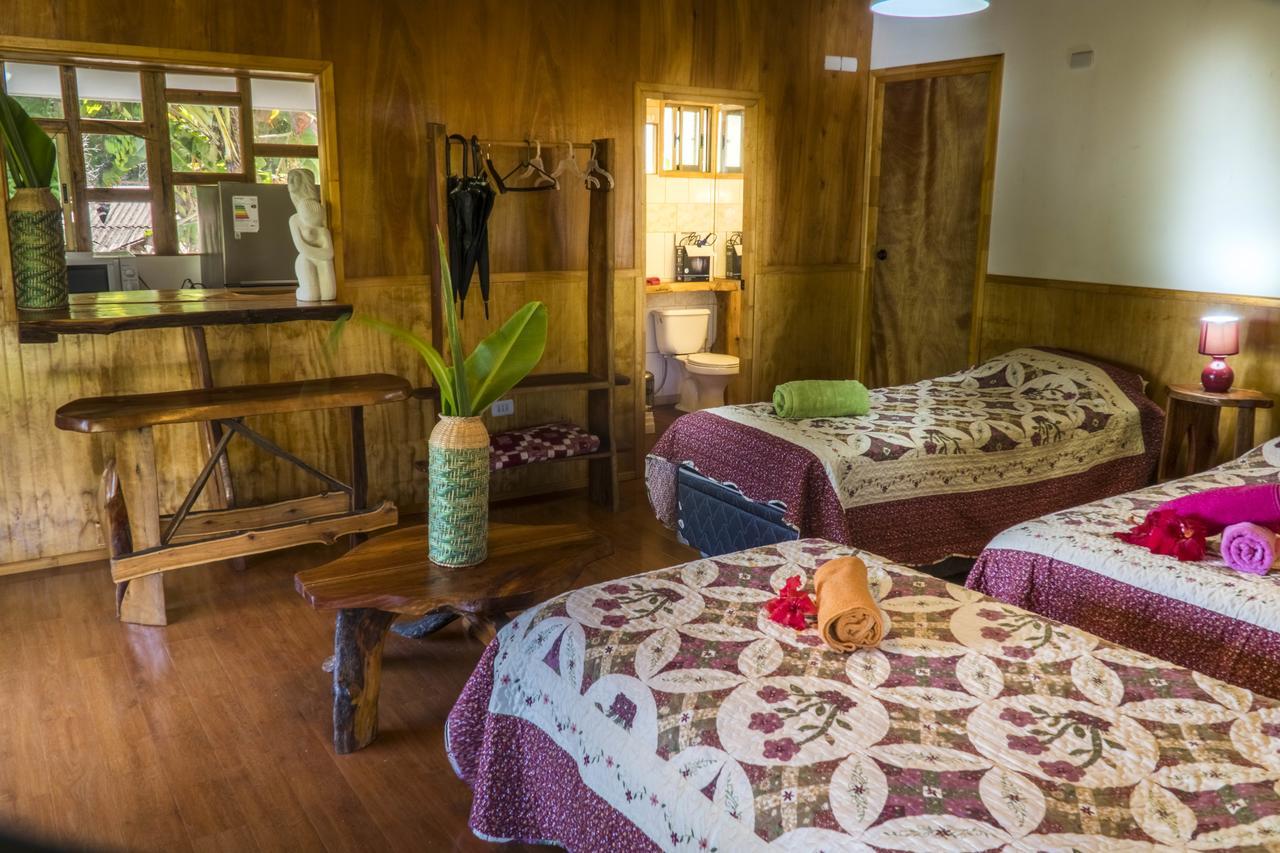 Cabanas Vaimihi Hanga Roa Exterior photo